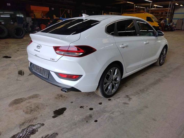 Photo 3 VIN: TMAH5H13ALJ022162 - HYUNDAI I30 FASTBACK 