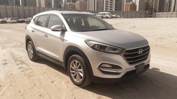 Photo 11 VIN: TMAJ28132HJ188469 - HYUNDAI TUCSON 