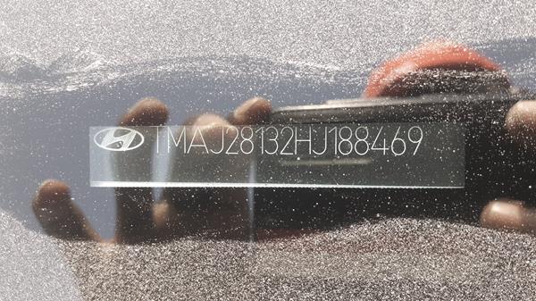 Photo 3 VIN: TMAJ28132HJ188469 - HYUNDAI TUCSON 