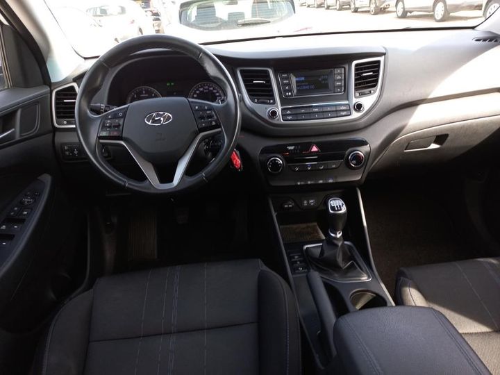 Photo 3 VIN: TMAJ2815AJJ548717 - HYUNDAI TUCSON 