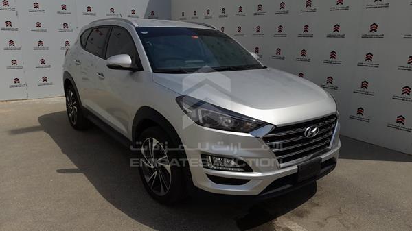 Photo 8 VIN: TMAJ281B6KJ715749 - HYUNDAI TUCSON 