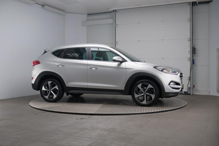 Photo 5 VIN: TMAJ3811AGJ062773 - HYUNDAI TUCSON 