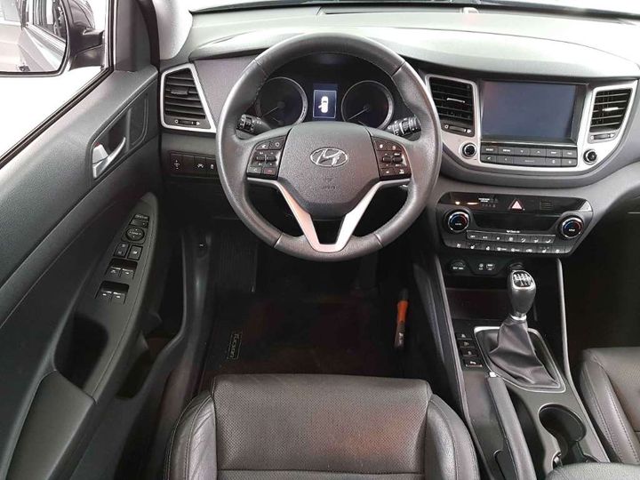 Photo 7 VIN: TMAJ3811AHJ299715 - HYUNDAI TUCSON 