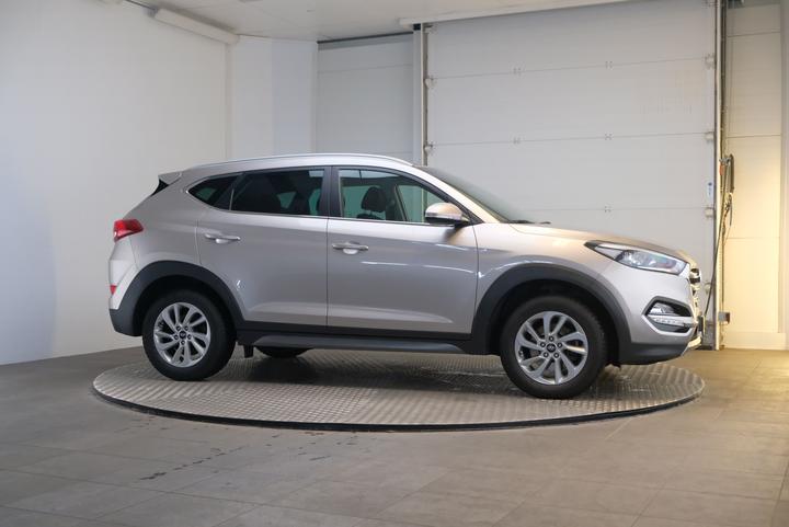 Photo 5 VIN: TMAJ3811AHJ314678 - HYUNDAI TUCSON 