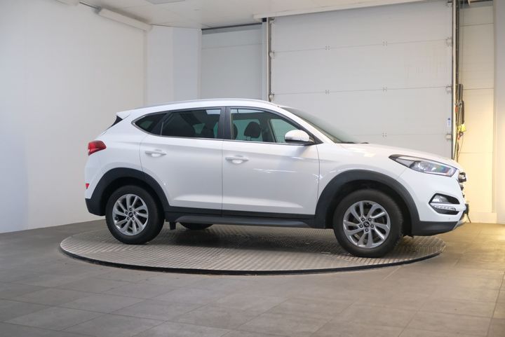 Photo 5 VIN: TMAJ3811AHJ367554 - HYUNDAI TUCSON 