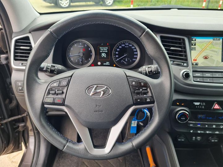 Photo 19 VIN: TMAJ3811AJJ485157 - HYUNDAI TUCSON 