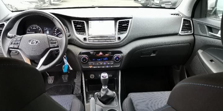 Photo 25 VIN: TMAJ3811AJJ634882 - HYUNDAI TUCSON SUV 