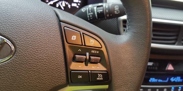 Photo 18 VIN: TMAJ3811AKJ739126 - HYUNDAI TUCSON SUV 