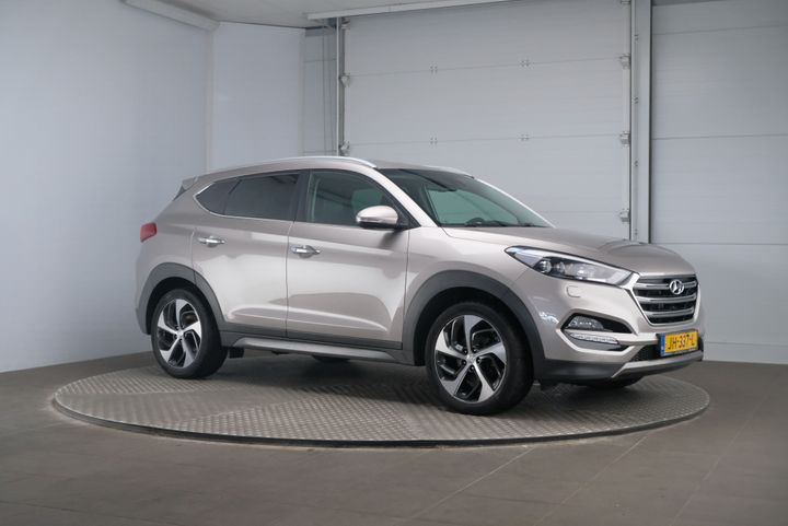 Photo 5 VIN: TMAJ3812AGJ123503 - HYUNDAI TUCSON 