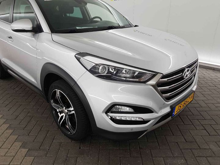 Photo 24 VIN: TMAJ3812AGJ142571 - HYUNDAI TUCSON 