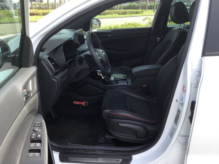 Photo 11 VIN: TMAJ3812GLJ079028 - HYUNDAI TUCSON 