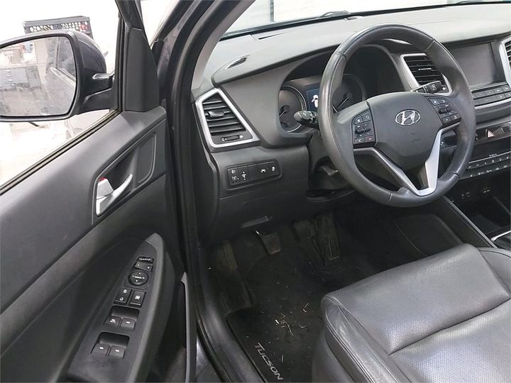 Photo 13 VIN: TMAJ3815AHJ285897 - HYUNDAI TUCSON 