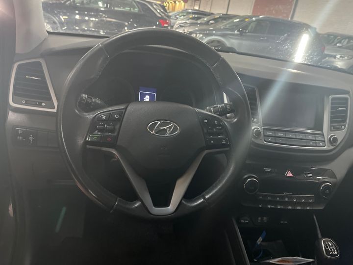 Photo 4 VIN: TMAJ3815AHJ307350 - HYUNDAI TUCSON '15 