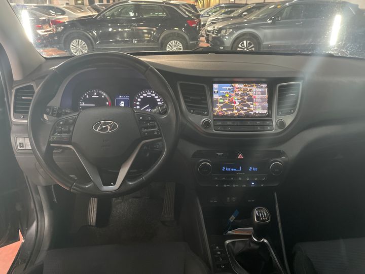 Photo 6 VIN: TMAJ3815AHJ307350 - HYUNDAI TUCSON '15 