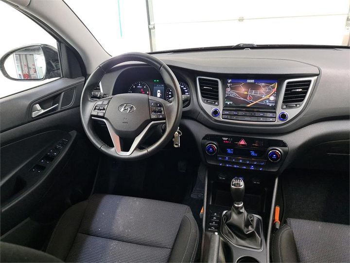 Photo 6 VIN: TMAJ3815AJJ442670 - HYUNDAI TUCSON 