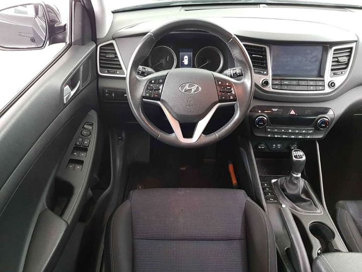 Photo 7 VIN: TMAJ3815AJJ454646 - HYUNDAI TUCSON 