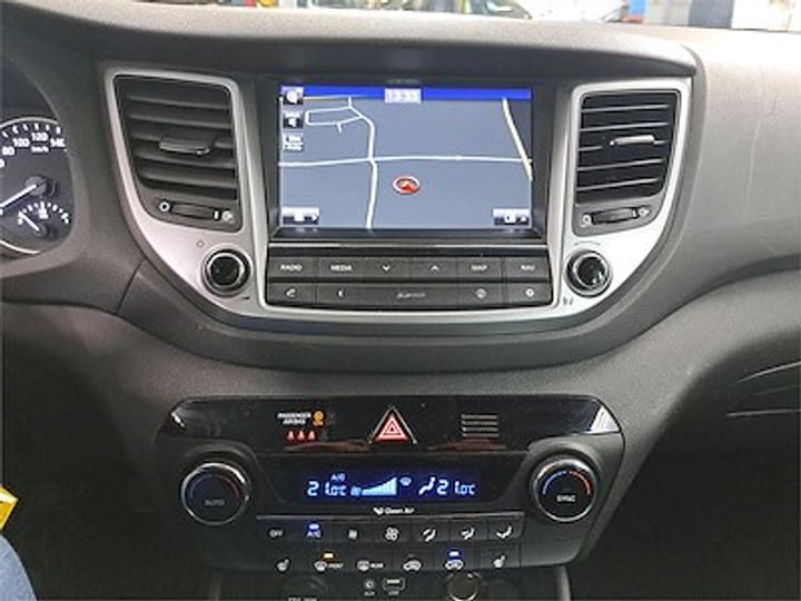 Photo 9 VIN: TMAJ3815AJJ459041 - HYUNDAI TUCSON DIESEL 