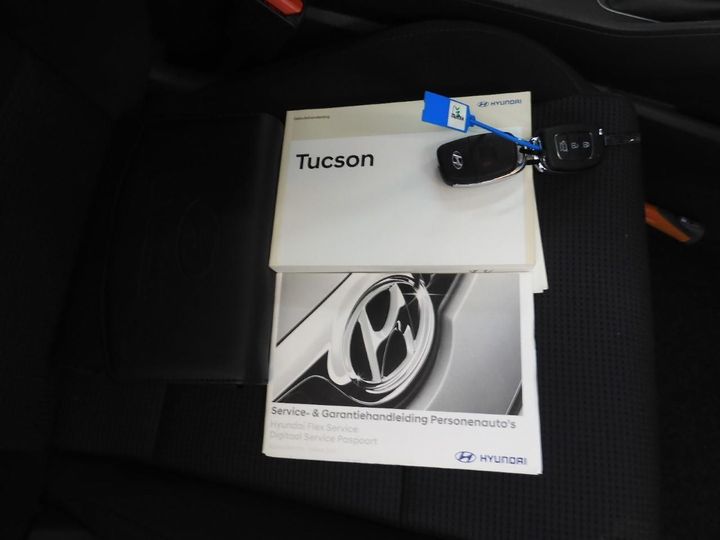 Photo 11 VIN: TMAJ3815AJJ469004 - HYUNDAI TUCSON 