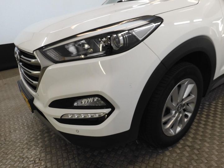 Photo 24 VIN: TMAJ3815AJJ469004 - HYUNDAI TUCSON 