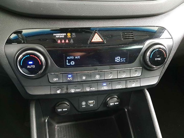 Photo 9 VIN: TMAJ3815AJJ480454 - HYUNDAI TUCSON 