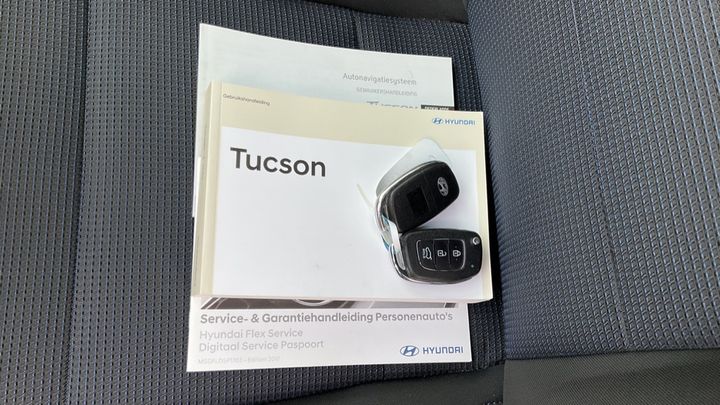 Photo 16 VIN: TMAJ3815AJJ503612 - HYUNDAI TUCSON 