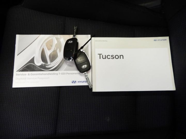 Photo 10 VIN: TMAJ3815AJJ587283 - HYUNDAI TUCSON 