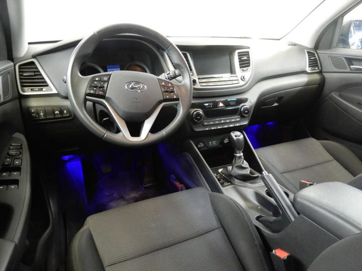 Photo 3 VIN: TMAJ3815AJJ587283 - HYUNDAI TUCSON 