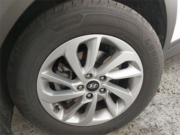 Photo 32 VIN: TMAJ3815AJJ622880 - HYUNDAI TUCSON 