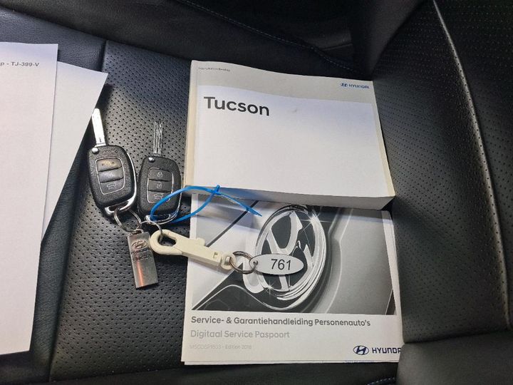 Photo 9 VIN: TMAJ3815AJJ645844 - HYUNDAI TUCSON 