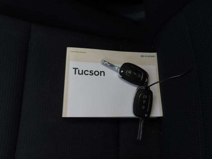 Photo 12 VIN: TMAJ3815AJJ656119 - HYUNDAI TUCSON 