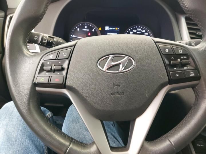 Photo 14 VIN: TMAJ3815GGJ199292 - HYUNDAI TUCSON 