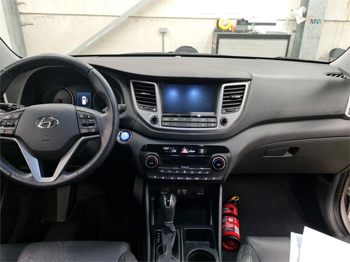 Photo 10 VIN: TMAJ3815GHJ401712 - HYUNDAI TUCSON 