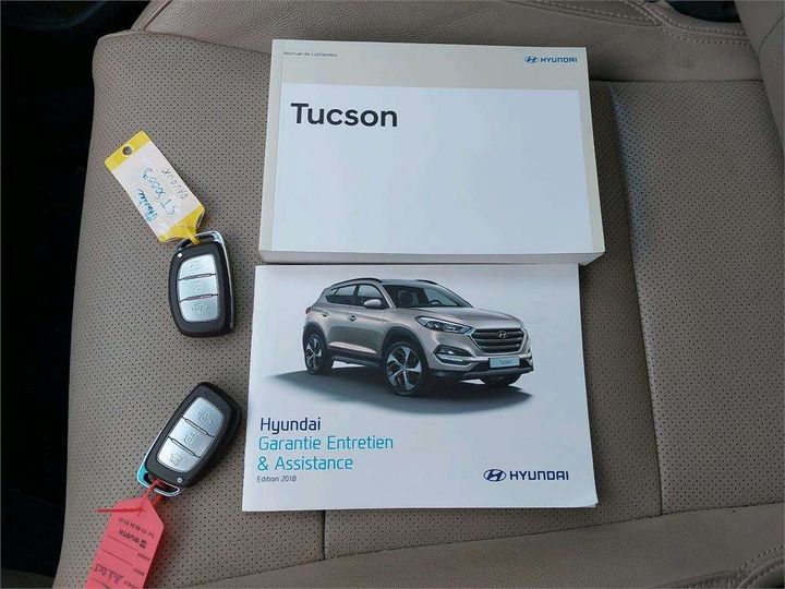 Photo 6 VIN: TMAJ3815GJJ696943 - HYUNDAI TUCSON 