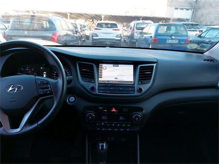 Photo 11 VIN: TMAJ3815GJJ698654 - HYUNDAI TUCSON 