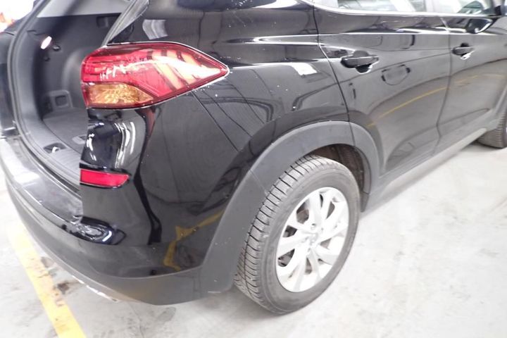 Photo 29 VIN: TMAJ3817AKJ703093 - HYUNDAI TUCSON 