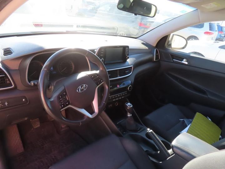 Photo 3 VIN: TMAJ3817AKJ708918 - HYUNDAI TUCSON 