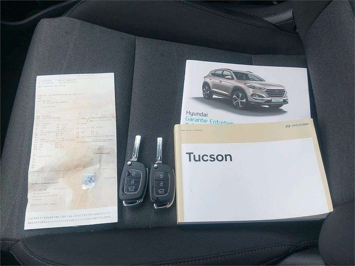 Photo 6 VIN: TMAJ3817AKJ810770 - HYUNDAI TUCSON 