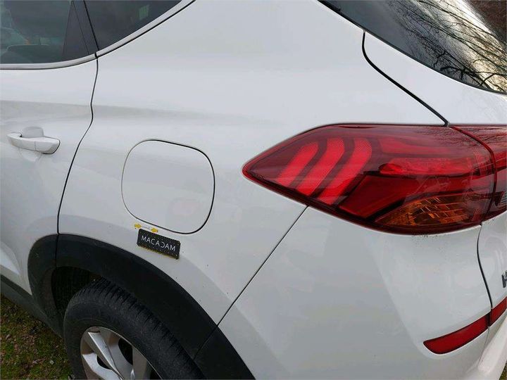 Photo 24 VIN: TMAJ3817AKJ865440 - HYUNDAI TUCSON 