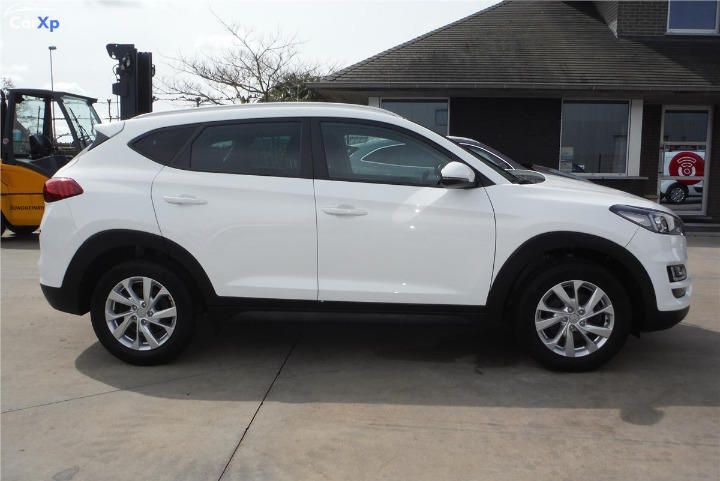 Photo 13 VIN: TMAJ3817ALJ024182 - HYUNDAI TUCSON SUV 