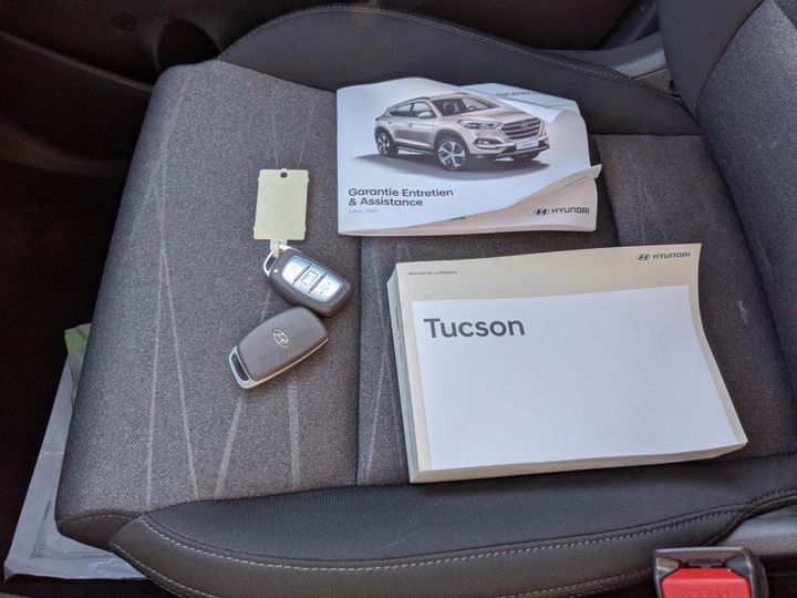 Photo 8 VIN: TMAJ3817ALJ094187 - HYUNDAI TUCSON 