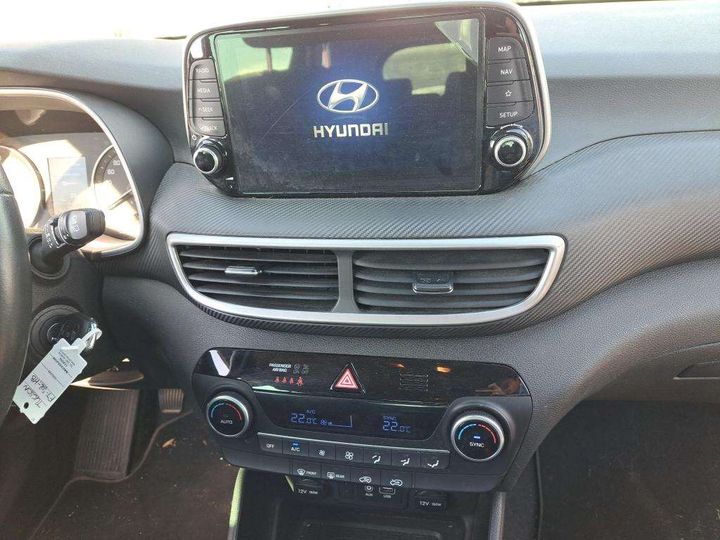 Photo 20 VIN: TMAJ3817ALJ117112 - HYUNDAI TUCSON 