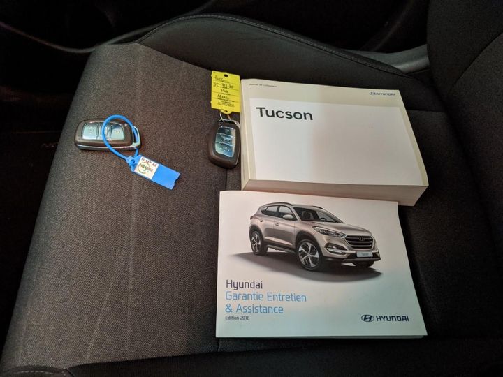 Photo 8 VIN: TMAJ3817GKJ706035 - HYUNDAI TUCSON 