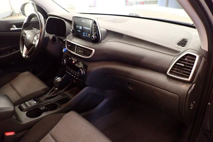 Photo 5 VIN: TMAJ3817GKJ769326 - HYUNDAI TUCSON 