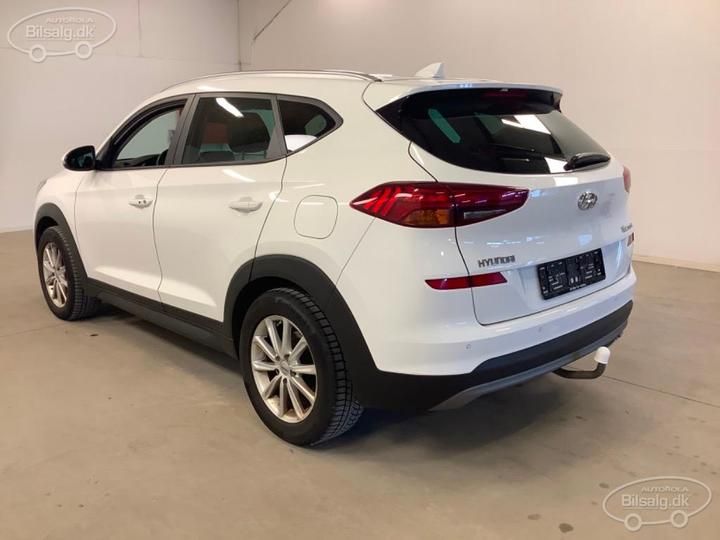 Photo 18 VIN: TMAJ3817GKJ796037 - HYUNDAI TUCSON SUV 