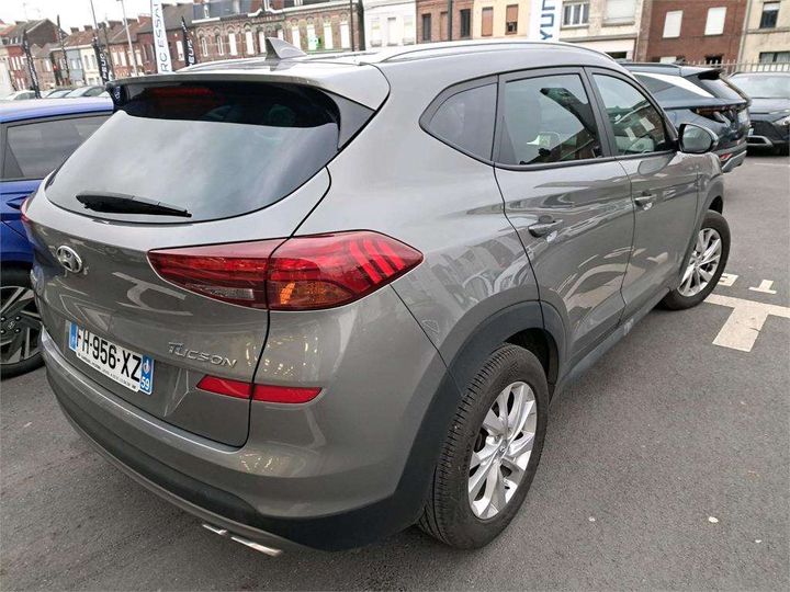 Photo 3 VIN: TMAJ3817GKJ884057 - HYUNDAI TUCSON 