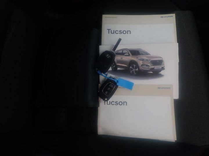 Photo 7 VIN: TMAJ3817GKJ898717 - HYUNDAI TUCSON 