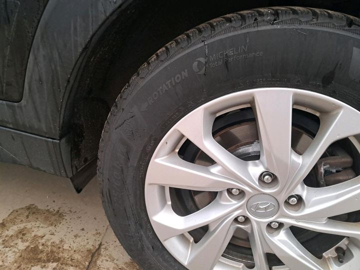 Photo 12 VIN: TMAJ3817GLJ040804 - HYUNDAI TUCSON 