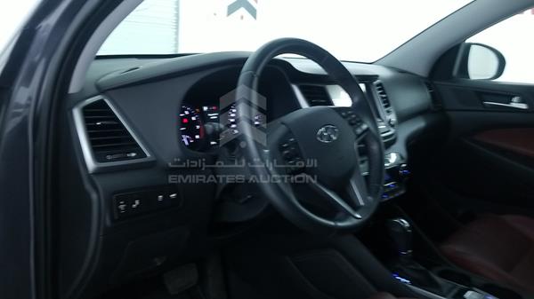 Photo 12 VIN: TMAJ381B5JJ539126 - HYUNDAI TUCSON 