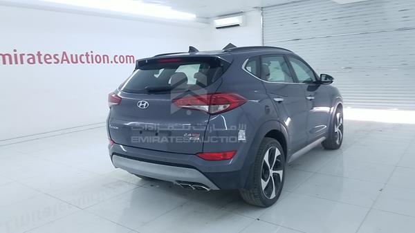 Photo 9 VIN: TMAJ381B5JJ539126 - HYUNDAI TUCSON 