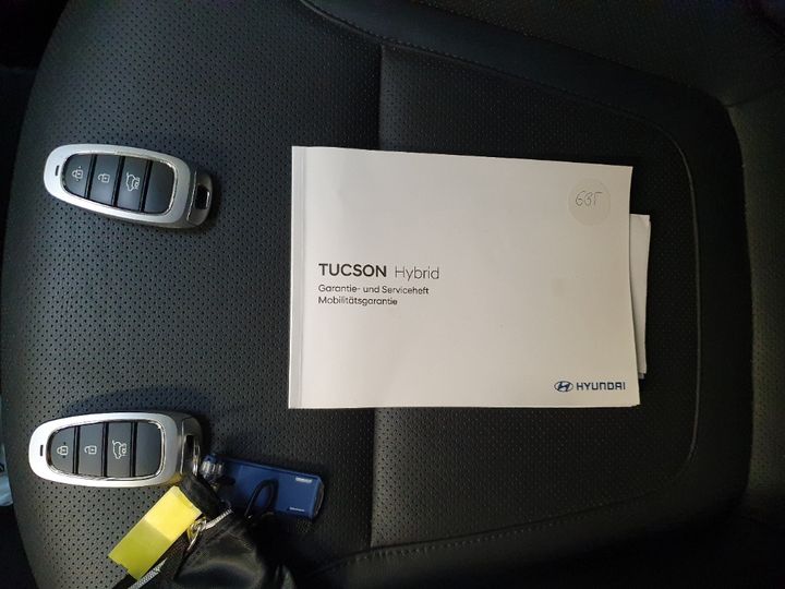 Photo 11 VIN: TMAJE812DNJ116589 - HYUNDAI TUCSON 